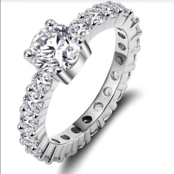 🎀NWT .925 ETERNITY BAND/ENGAGEMENT RING!!🎀 - Picture 3 of 4